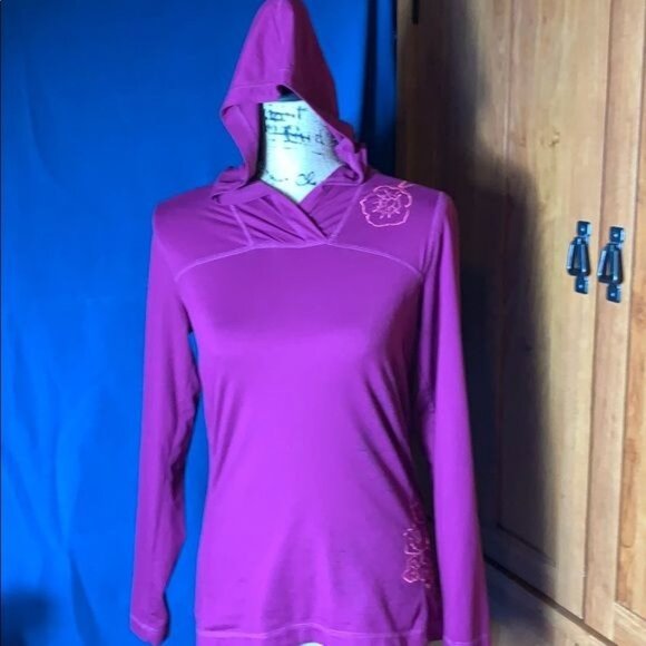 L.L. Bean Woman’s Athletics Shirt XS Emboirderd hoodie Pink Polyester Spandex - Picture 6 of 12